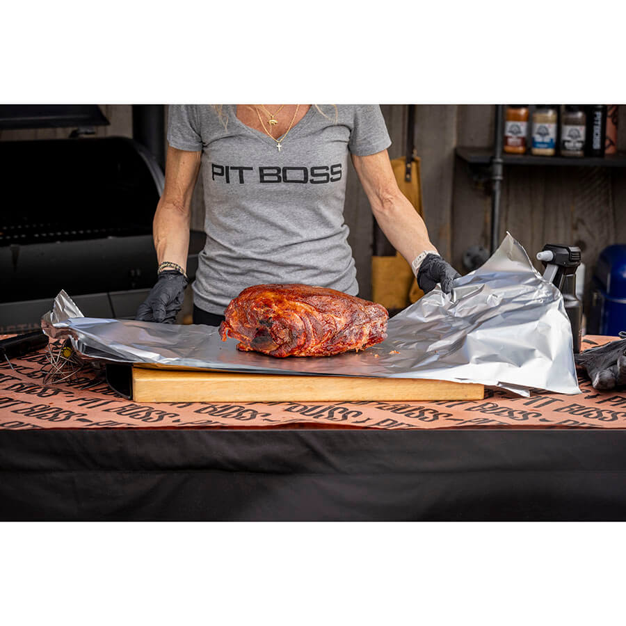 pit-boss-papel-de-aluminio-multiusos-para-barbacoa-rollo-75-sq-ft-6-9-m-de-doble image 2
