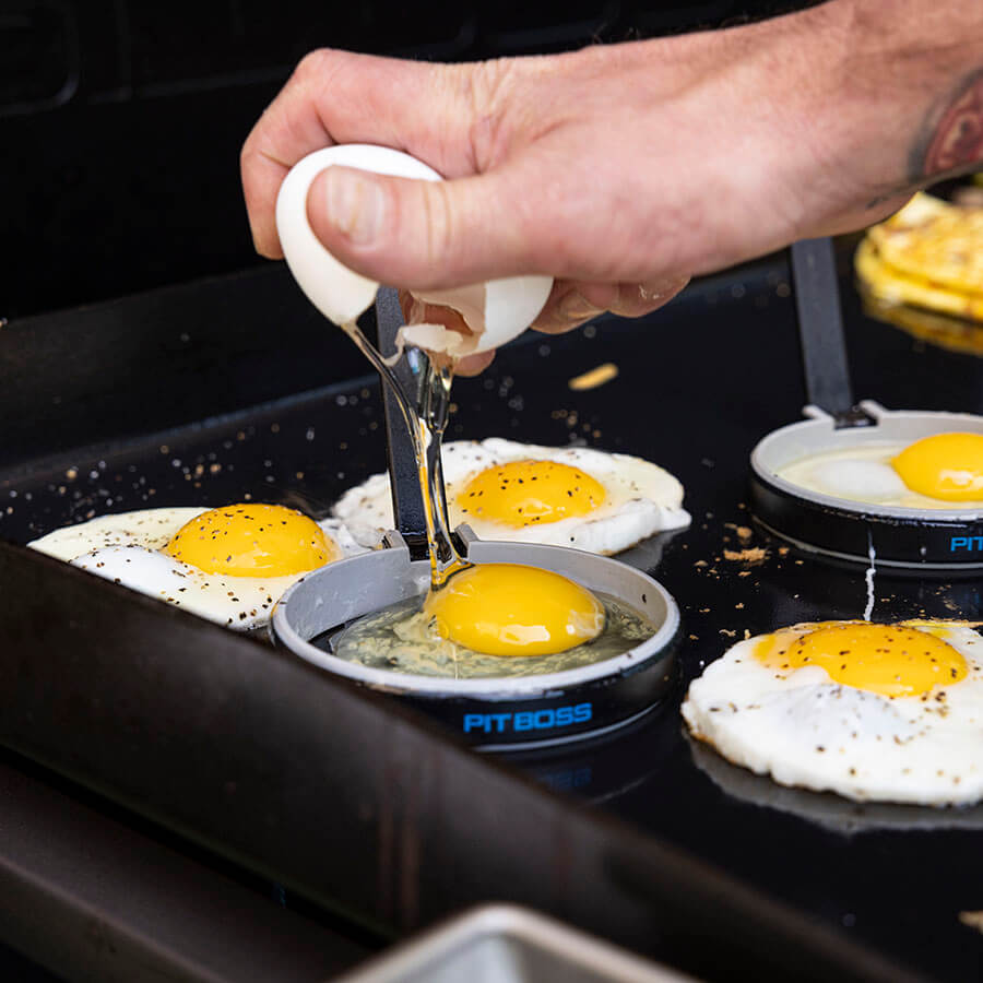 pit-boss-ultimate-griddle-breakfast-kit-kit-de-desayuno-para-plancha-con-dispens image 4