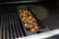 broil-king-wok-de-hierro-fundido-para-parrillas-de-gas-imperial-y-regal-y-ahumad image 4
