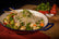 broil-king-cast-grilling-wok-wok-de-hierro-fundido-con-esmalte-de-porcelana-de-3 image 6